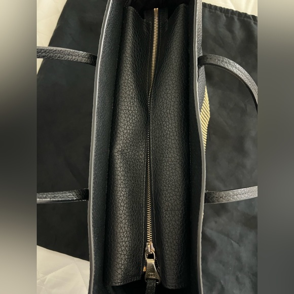 Escada large leather shopping bag with gold studs - Picture 8 of 11